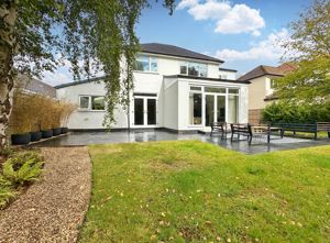 Photo 32- click for photo gallery